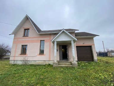 Продаж 2 поверхового будинку, Почаїв