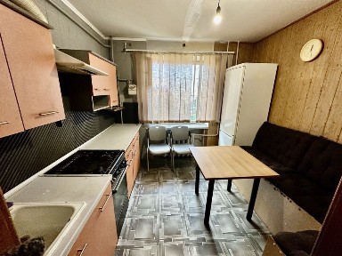 Продаж 2х кімнатної кв-ри по в. Окружній