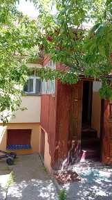 Здам двокімнатний будинок на Старому місті (Маріупольська)