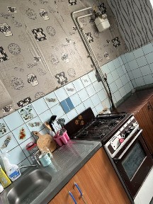 Собственник! Квартира 5ком левый берег 10мкр