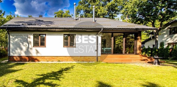 Продам 2-х поверховий будинок, КП Лісове