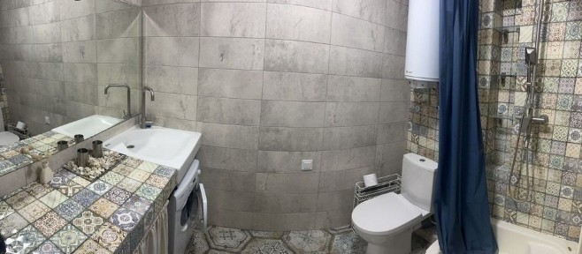 Сдам просторную 1к квартиру. Холодная гора