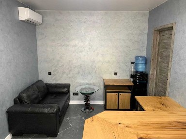 Здам офісне приміщення В. Стельмаха (100 м. кв)