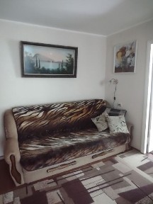 Продається затишна 2-кімнатна квартира в районі “Макдональдсу”