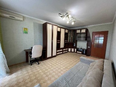 Сдам прекрасную крупногабаритную 1 к/к в приближенном к центру районе