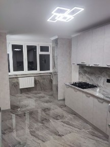 Продаж 1к. квартирина Озерній!