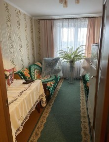 Продаж трикімнатної квартири