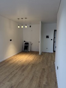 ЄОселя, Новобудова, квартира