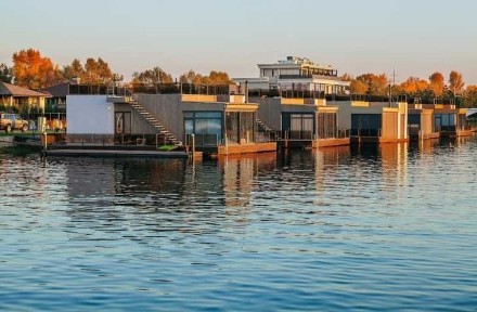 Оренда будинку біля води в Рив'єра Золоче Вишеньки Бориспільський напр