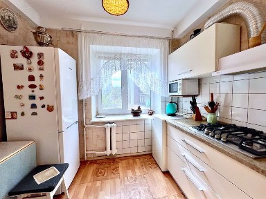 Солом'янка вул. Преображенська ( Клименка) 40