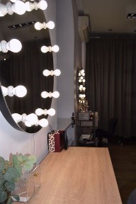 Оренда робочого місця для візажиста / бровіста