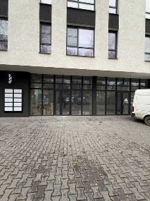 Панорамні вікна. Фасадне приміщення, 1-й поверх.