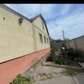 Продаж добротного будинку в Дергачах, район Чудо Маркета