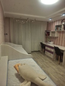 23 вересня, 2 кімнатна 15000грн, світло постійно!