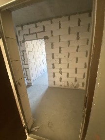 Квартира під ремонт! Зданий будинок! Житлові тарифи!