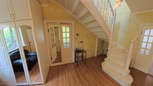 Продаж Будинка з надійним підвалом від власника