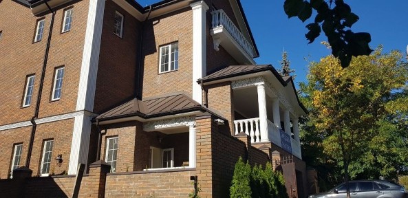 Новый дом в центре города, Зверинецкая, Ботанический Сад