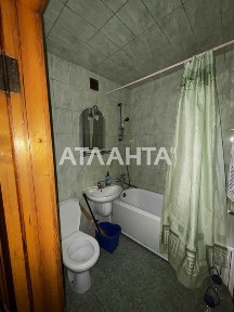 В продаже двухкомнатная квартира на 5 ст. Большого Фонтана.