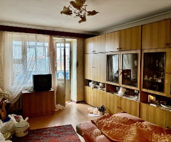 Продаж здорової 3-и кімнатної квартири покращеного планування, рн Подол