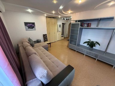 ‼️Половки‼️ 3к квартира з ремонтом, середній поверх, цегляний будинок