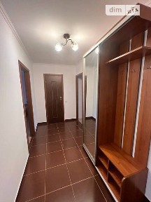 Довготривала оренда 2к квартири на вул. Хоткевича Гната 10 • ID 33784410