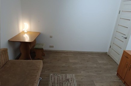 Оренда 1 кімнатної квартири вул. С. Зулінського