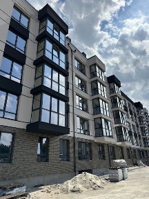 Продаж 1 кім в новобудові ЖК 