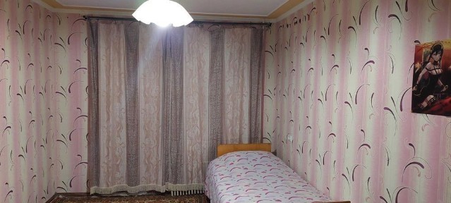 2к низ пр. Поля 4 места рядом Госпиталь - 600 грн