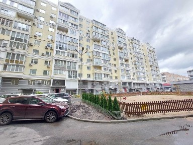 Центр! 1-кімнатна квартира пр. Перемоги 119А Автономне опалення! 46м2