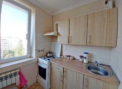 Продам 3-ку чешской планировки на Роганском жилмассиве