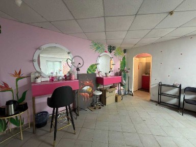 Оренда комерційного приміщення 53 м² в густонаселеному районі