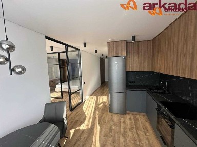 Продаю 2кімнатну квартиру в центрі біля Парку Преміум-клас. Гриневичів1