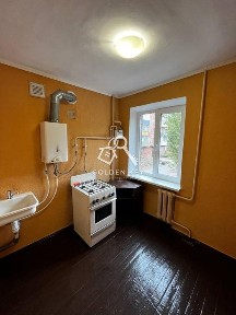 Продаж 2-кімнатної квартири на Червоній