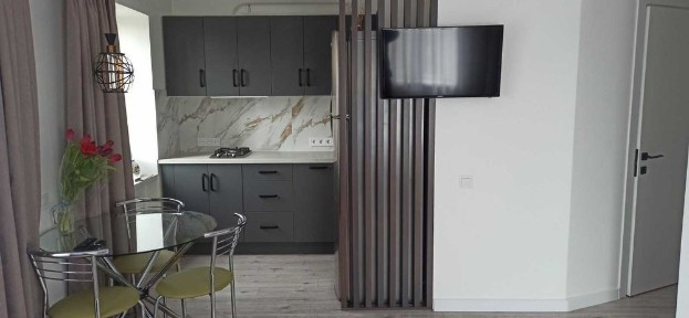 Продам по держрограмi 1к квартиру Кирова еврорем с мебелью и техникой