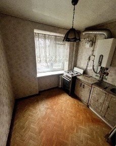 Продам 2х кімн кв Небесноі Сотні