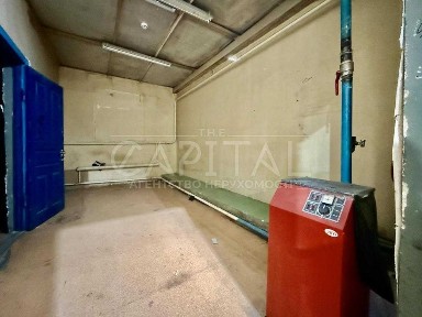 Оренда складу та офісу єдиним лотом 600м2 вул. Кирилівська, 102