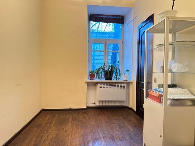 Оренда кабінетів у центрі Подолу, вул. Хорива, біля метро