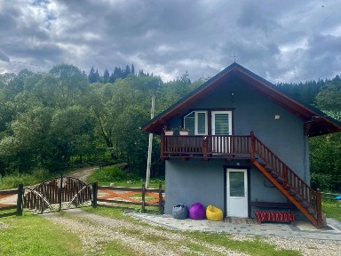 Відпочинок у Карпатах. Яблуниця