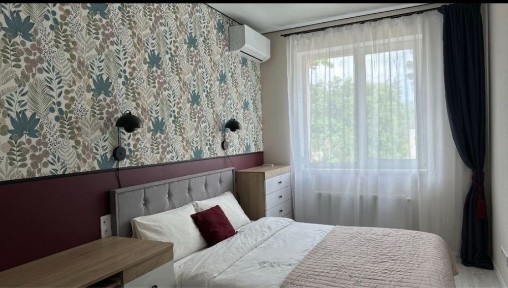 Двокімнатна з нарним ремонтом сертифікат прстанова готівка