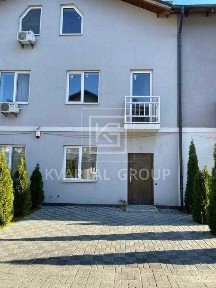 Продаж 3-поверхового тауну з максимальним наповненням! ГАЗ опалення!