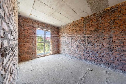 Продаж Дуплекса у с. Гатне пров. Абрикосовий