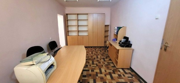 Оренда ЦОКОЛЬНОГО приміщення вул. Рекордна, 190 кв. м, БЕЗПЕЧНО.