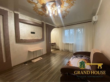 Оренда 2-кімнатної квартири на площі Визволення