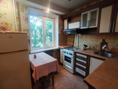 Здам 2-к квартиру біля 129 кварталу у покровському районі міста