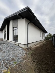 Продам будинок в затишному районі міста!