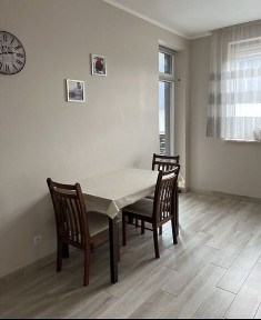 Ексклюзивна оренда: 3-кімнатна квартира в новобудові