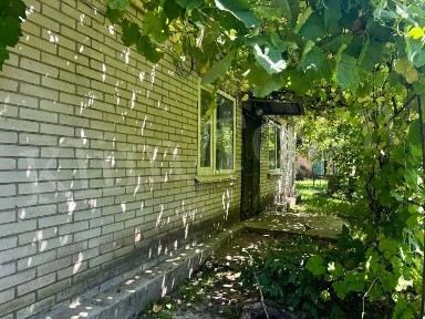 Продається будинок біля річки в мкр-ні Лагері