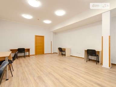 Здається спеціальне приміщення на вул. Щекавицька, площа 44 кв. м • ID 32396380