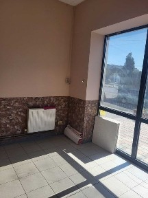 Приміщення в оренду під бізнес 24 м2, вул. Бориспільська, 9
