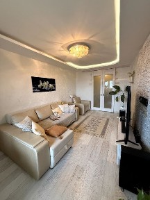 Вигідно! М Позняки! Григоренко 16!Генератор 3К/93м2 якісний ремонт